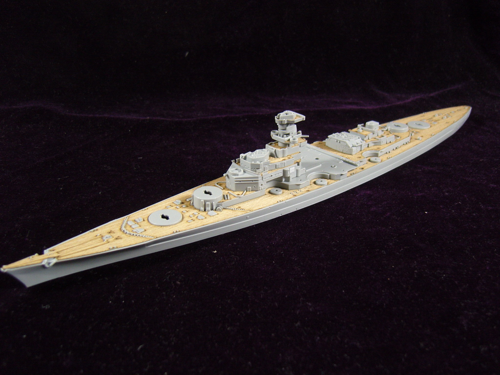 AW20065 Деревянная палуба для DKM Tirpitz