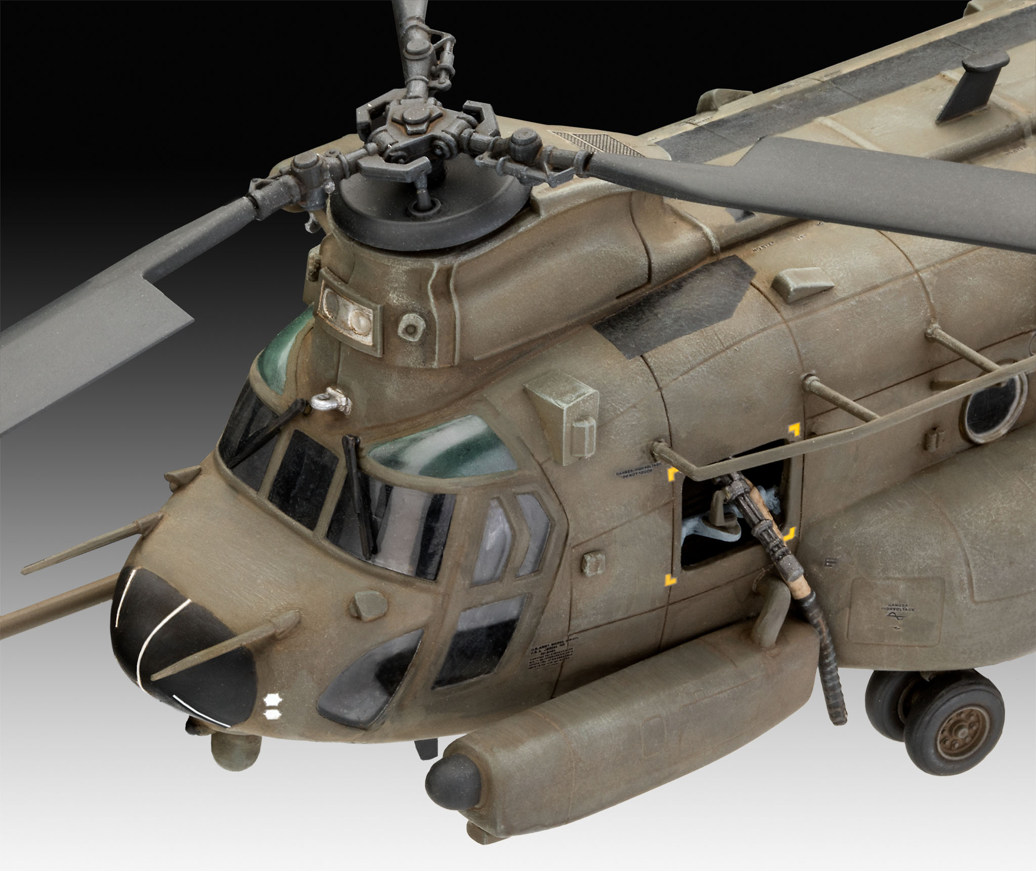 03876RE Американский военно-транспортный вертолёт MH-47 Chinook Revell