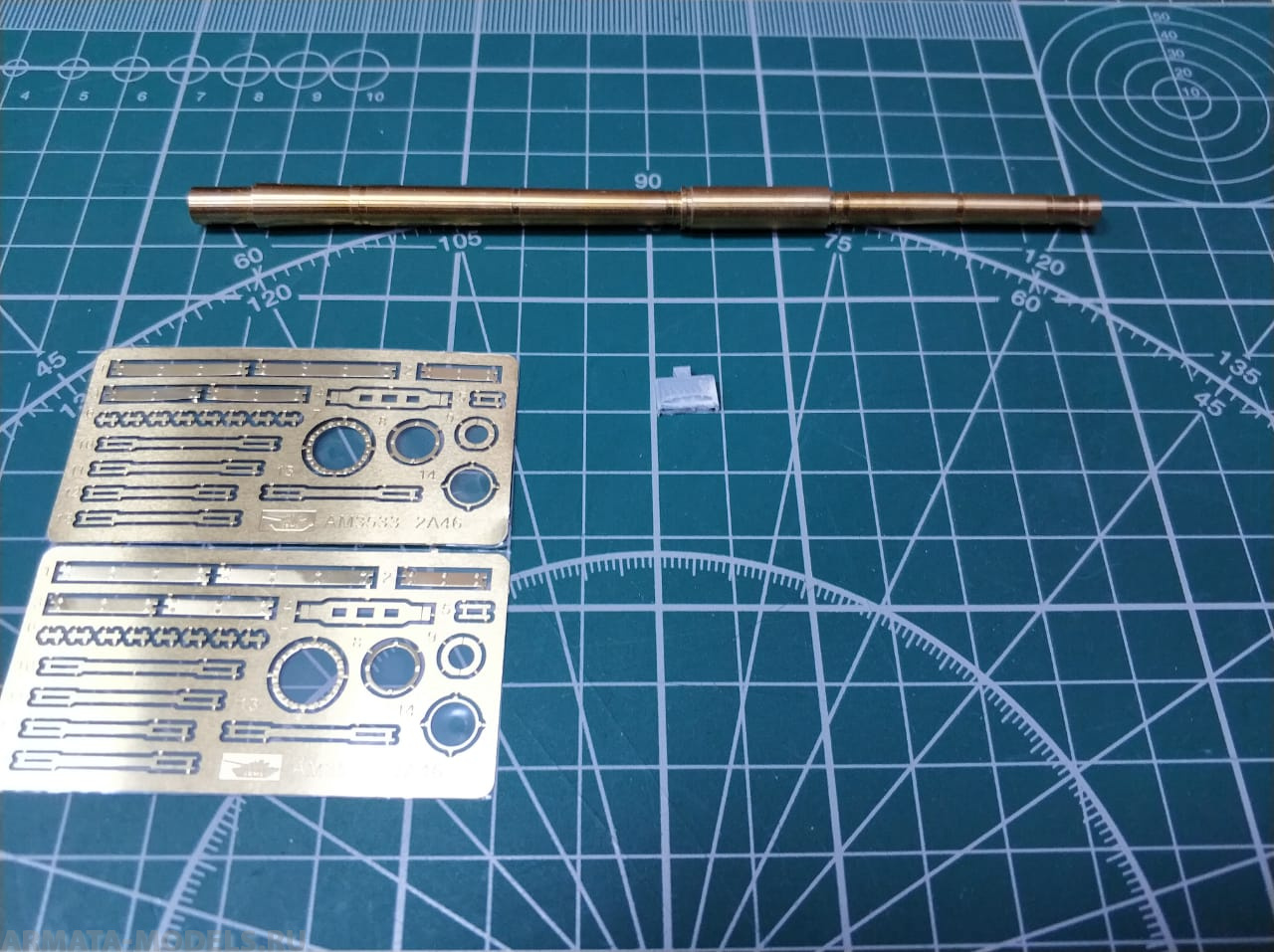 AM3543 Точеный 125-мм ствол пушки 2А46М-4/М-5 с тепловым кожухом и датчиком изгиба ствола для танков (Т-72, Т-90)