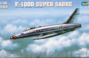 Самолет  F-100D Супер Сейбр (1:48) Trumpeter