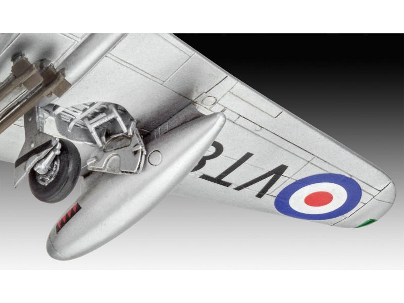 03934 Британский истребитель Vampire F Mk.3 Revell