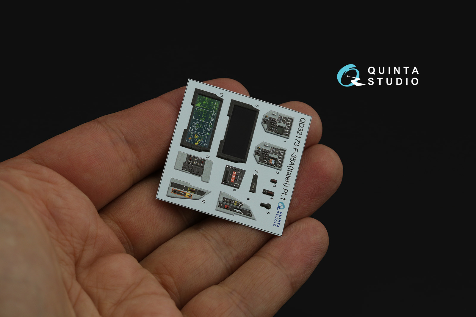 QD32173 3D Декаль интерьера кабины F-35A (Italeri)