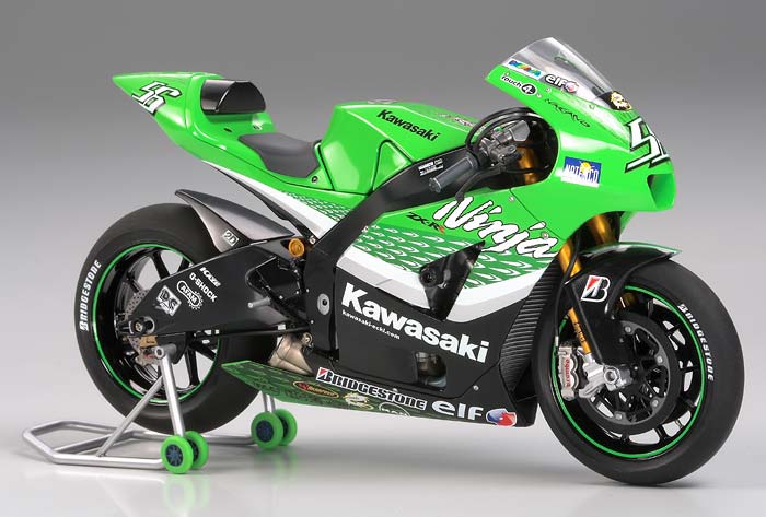 14109 Kawasaki Ninja ZX-RR Tamiya