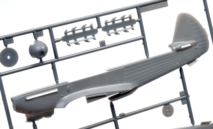 4817 Советский истребитель Як-1Б (Soviet fighter Yak-1b) Звезда